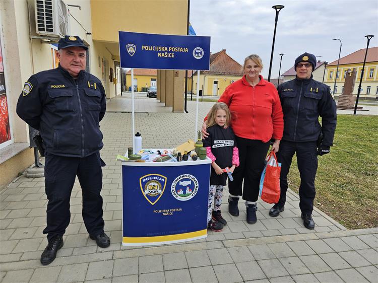 Slika /2025/Prevencija/Manje oružja, manje tragedija u Feričancima/7.jpg